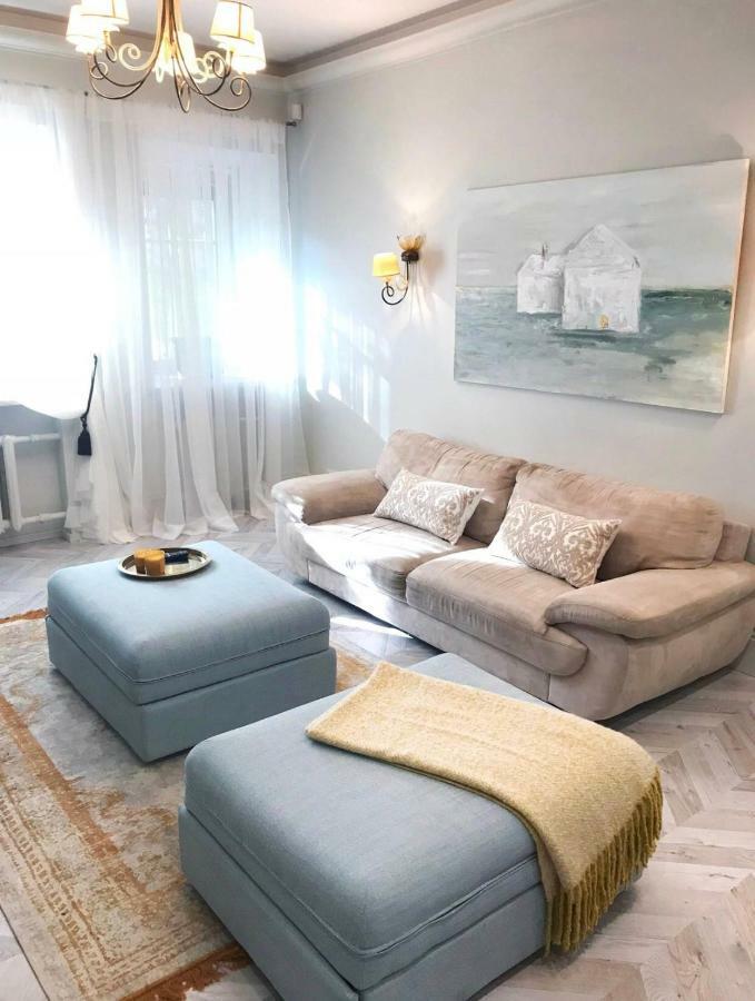 Luxury Old Town Apartment วิลนีอุส ภายนอก รูปภาพ